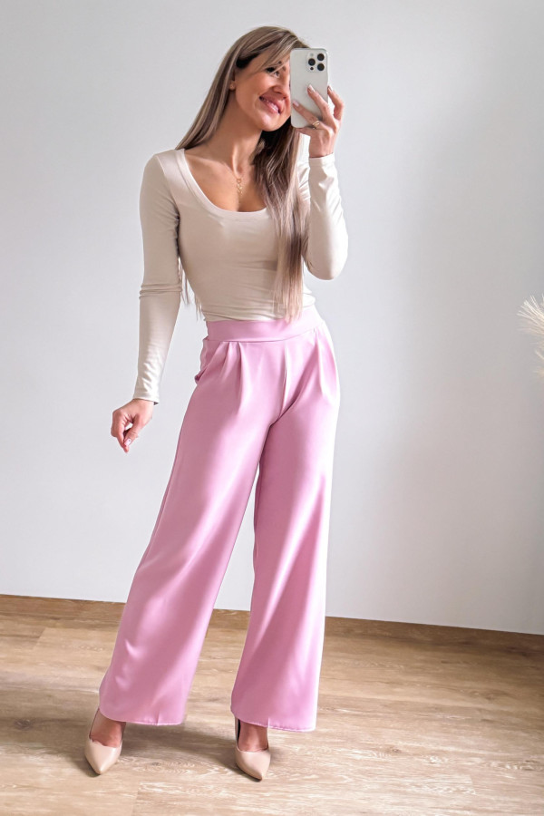 Bluzka Longsleeve z Głębokim Dekoltem - Beżowa 6