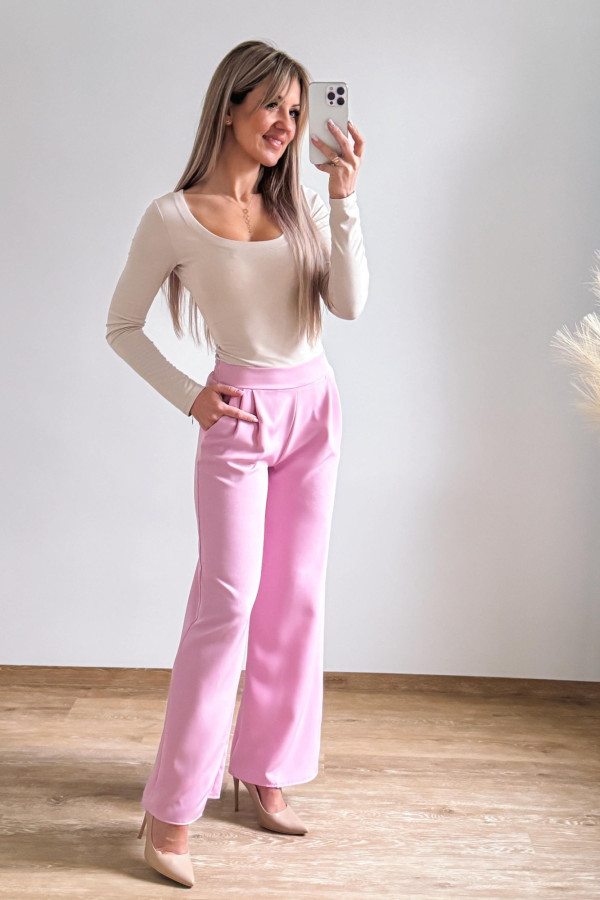 Bluzka Longsleeve z Głębokim Dekoltem - Beżowa 7