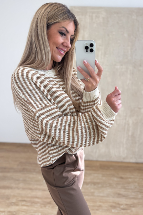 Sweter w Cienkie Paseczki Pasion - Waniliowo Camelowy 6