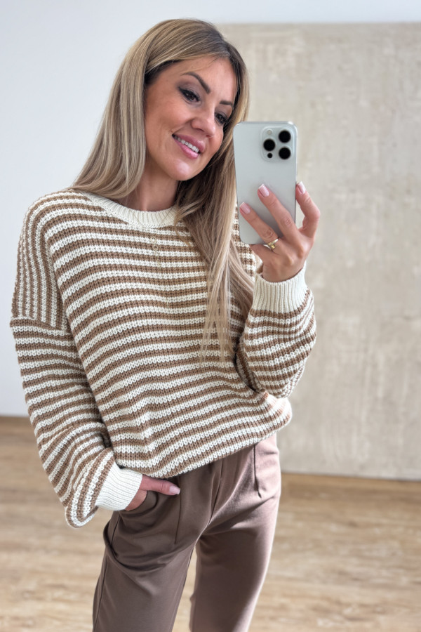 Sweter w Cienkie Paseczki Pasion - Waniliowo Camelowy 7